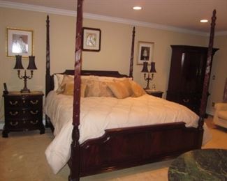 Thomasville King Bedroom Suite