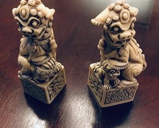 Foo Dog figurines (small) 