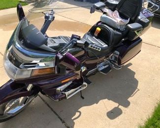 1996 Honda GoldWing 1500 Aspencade Motorcycle Runs great , new brakes 30k miles
asking $3800 OBO
CALL 630-290-3825 ask for Sonny
CASH ONLY no trades no checks please