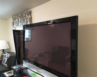 flat screen TV