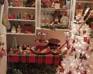 Christmas! Nice ornaments, bottle brush trees, and santas