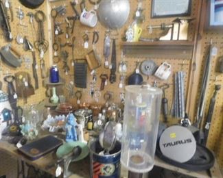 Primitives and collectibles
