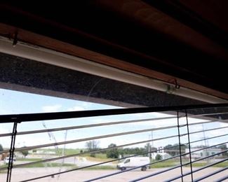 14 Windows Including Frames