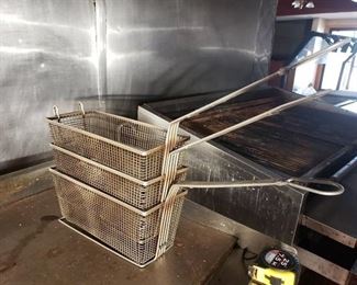 (3) fry baskets