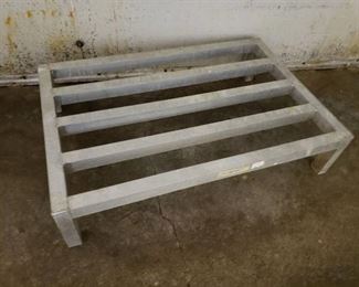 Aluminum dunnage rack