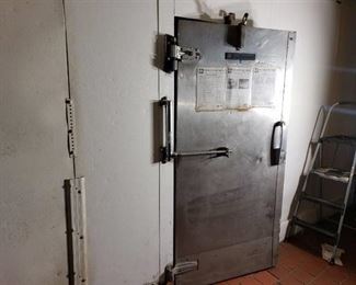 walkin cooler freezer combo