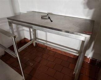 48x24 stainless table