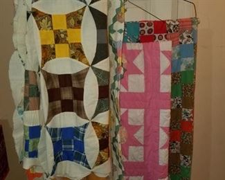 Unquilted quilt tops and quilts