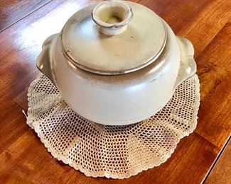 Vintage "FRANKOMA 4V" Bean Crock with Lid