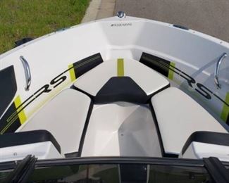 Upgraded 2014 Four Winns Horizon H190 RS 260 HP, 5.0 Liter 19' Boat with Matching Trailer