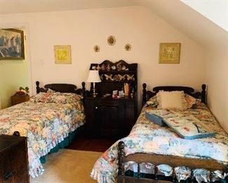 Pair twin beds has been sold on presale, if you would like to take advantage of presales, Like my business page on fb Angela’s Stuff and click on the estate sale link.