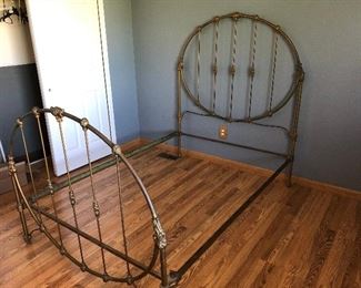 cast iron antique bed frame