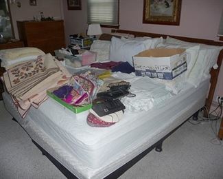 Bed & Linens
