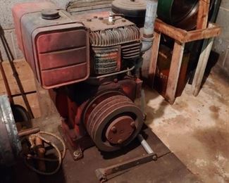 Old Briggs and Stratton Motors