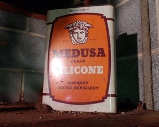 Medusa Silicone Can