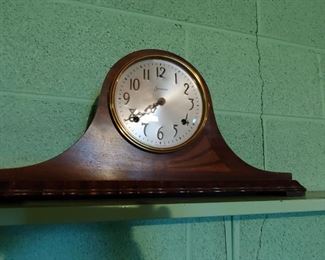 Sessions Mantle Clock