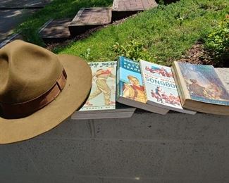 Old Scoutmasters Hat/Boy Scout Manuals 