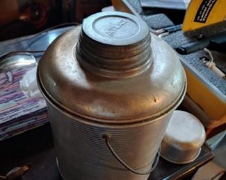 Old Picnic/Work Cooler