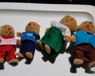 Maple Town Calico Beavers