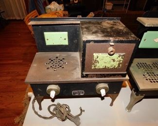 Early Child's "Little Cook" Electric Range