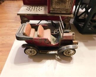 Vintage Tin Litho Car(Friction)