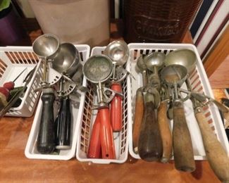 Nemrous Old and Vintage Ice Cream Scoops