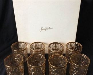 Vintage Old Fashioned Glasses with Gold Design https://ctbids.com/#!/description/share/171855