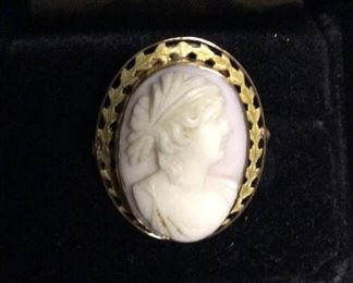 14k gold ring https://ctbids.com/#!/description/share/171858