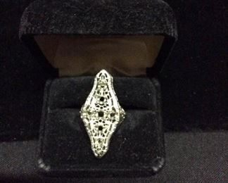 14k white gold ring setting only https://ctbids.com/#!/description/share/171860