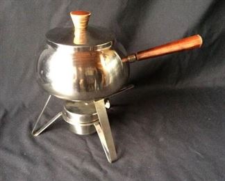 Stainless Steel portable heating pot https://ctbids.com/#!/description/share/171963