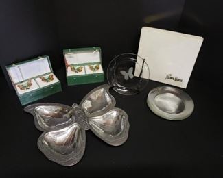 The Butterfly Collection with Jade Napkin Rings             https://ctbids.com/#!/description/share/171965