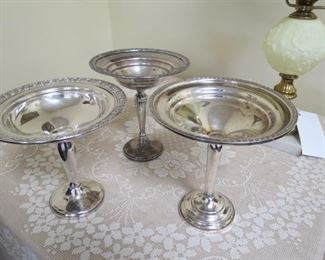 Sterling weighed compotes.