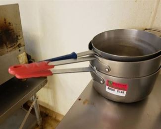 (3) cooking pots