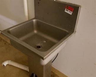 Foot control hand washing sink