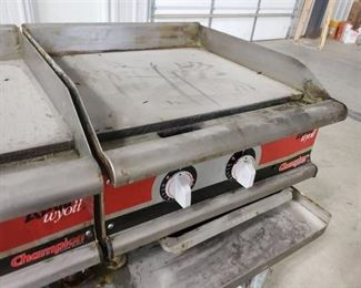 APW Wyott 24 inch gas grill