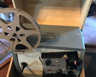 Vintage Brownie 8 with case