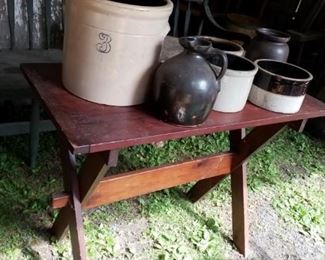 tan crocks & brown jug