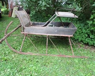 WOODEN SLEIGH