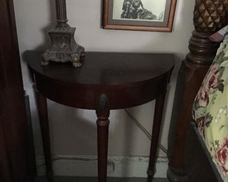 Demi Lune Table