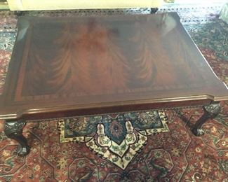 Round Oak Kitchen Table https://ctbids.com/#!/description/share/171526