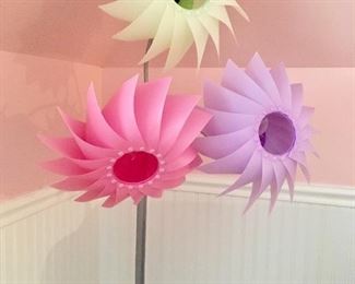 Flower floor lamp
