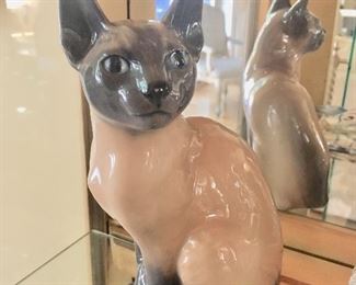 Royal Copenhagen Siamese cat