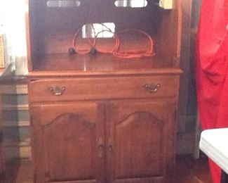 Ethan Allen Small Rolltop Desk