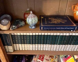 Roseville and Books, Yearbook Set