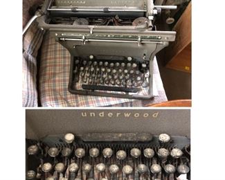 Vintage Underwood Typewriter