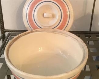 McCoy Made in USA Pottery Bowl with Lid.