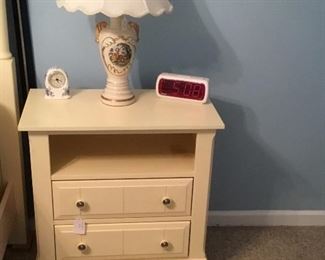 Closer look at the End Table with extra Drawers.