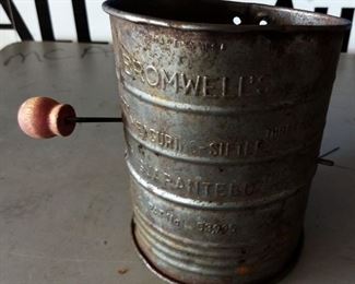 Vintage Kitchen Items