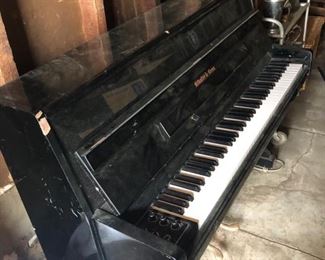 Shafer and Sons baby electric piano