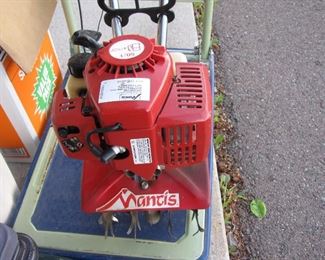 Mantis Tiller with Accessories